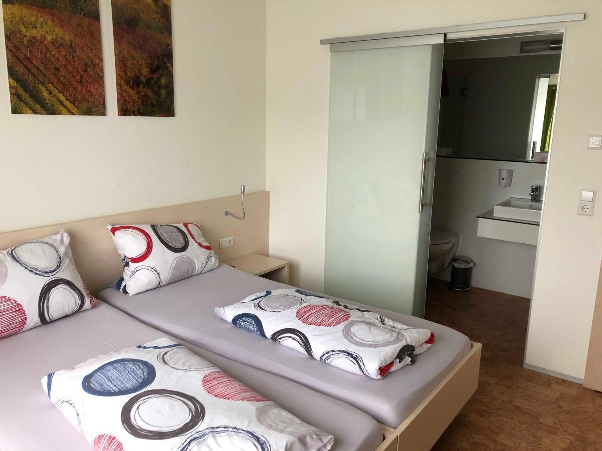Muellers Weingut Und Weinstube Im Auerberg Appartement Nordheim  Buitenkant foto